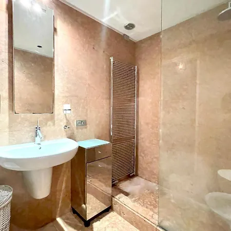 Inavigli - Retro Chic Flat In شقة *